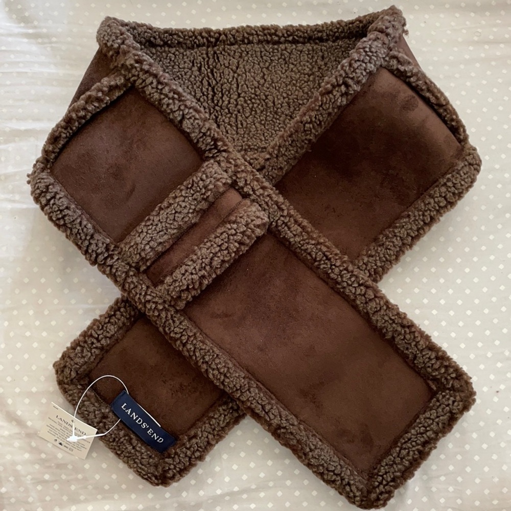 Land’s End Shearling Scarf